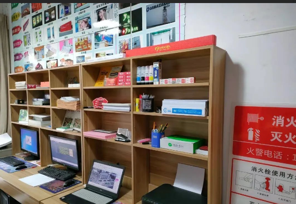 图文店整体转让 | 胶装机、切纸机、多台打印机及全套办公设备，接手即盈利